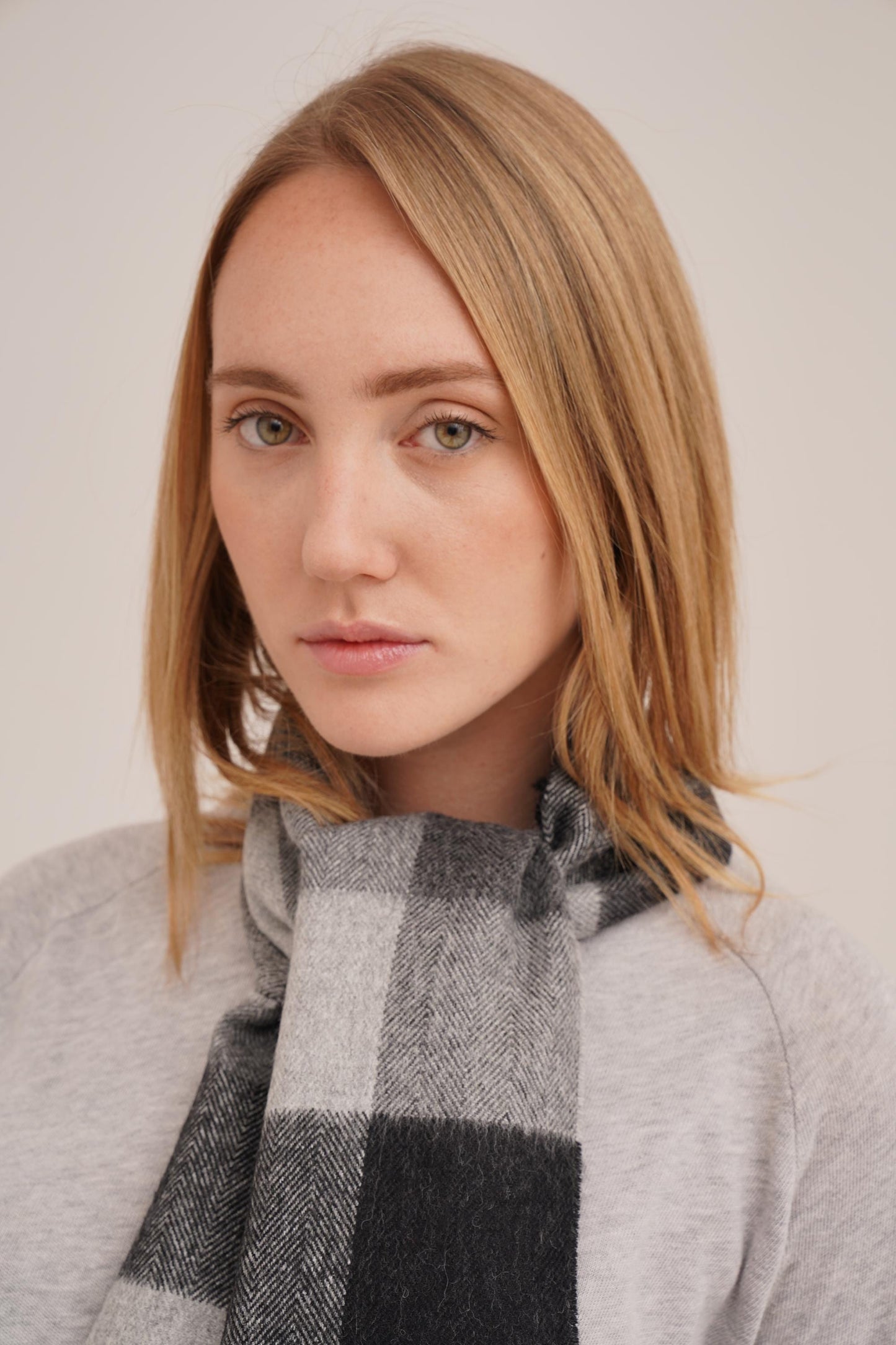 Check Scarf in 100% Royal Alpaca wool