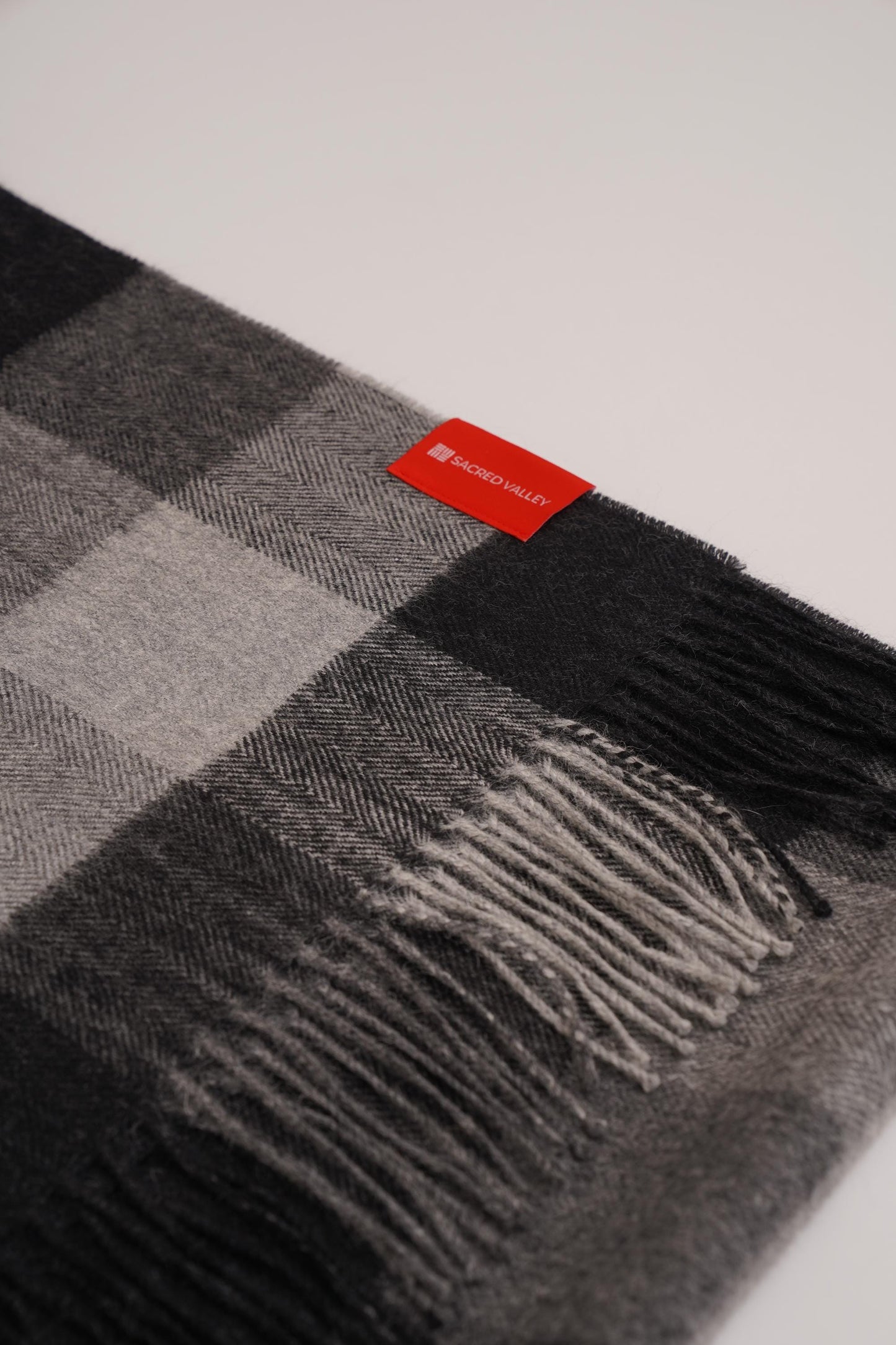 Check Scarf in 100% Royal Alpaca wool