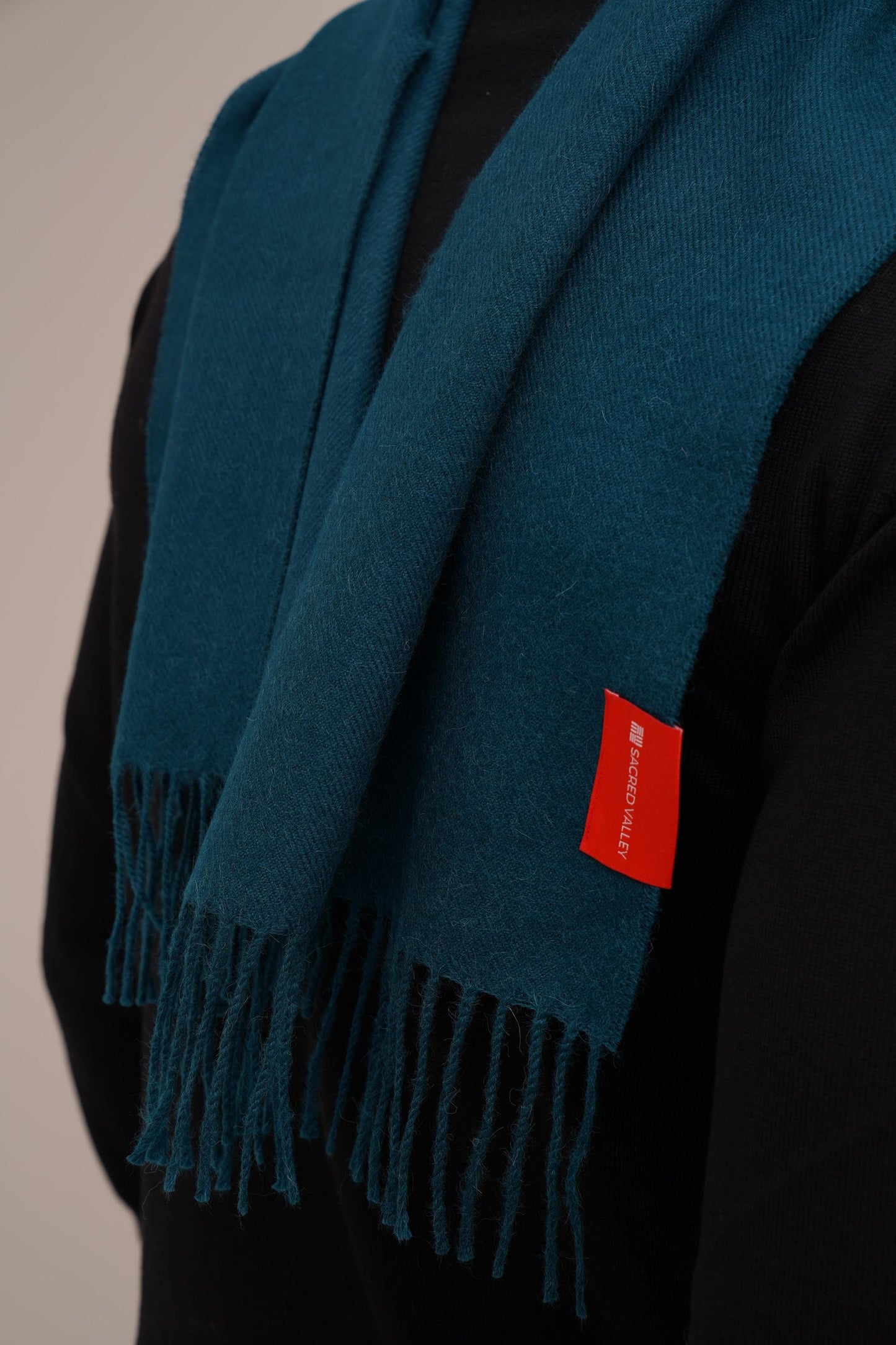 Qumir Scarf in 100% Royal Alpaca wool