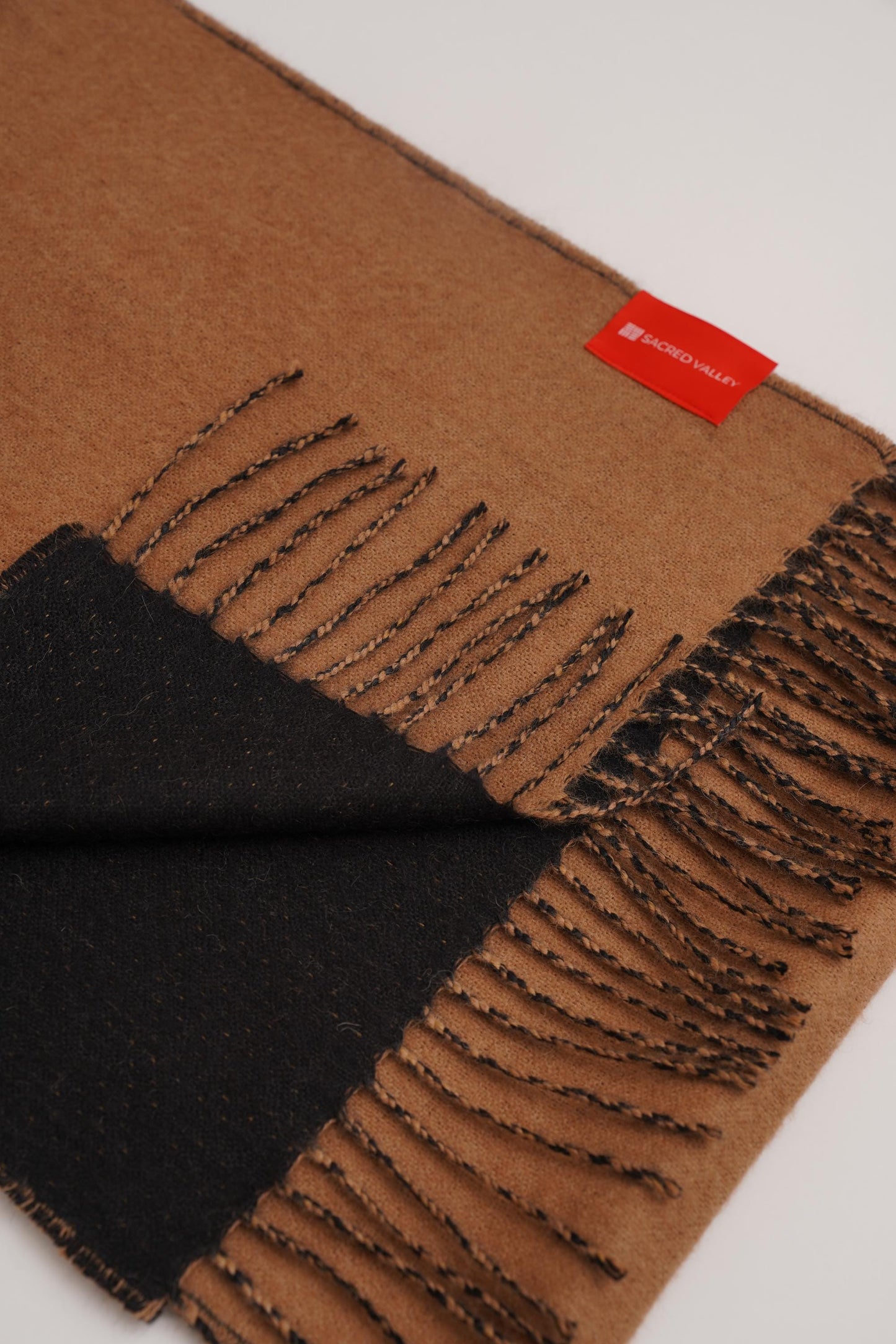 Black Double Facet Scarf in 100% Royal Alpaca Wool