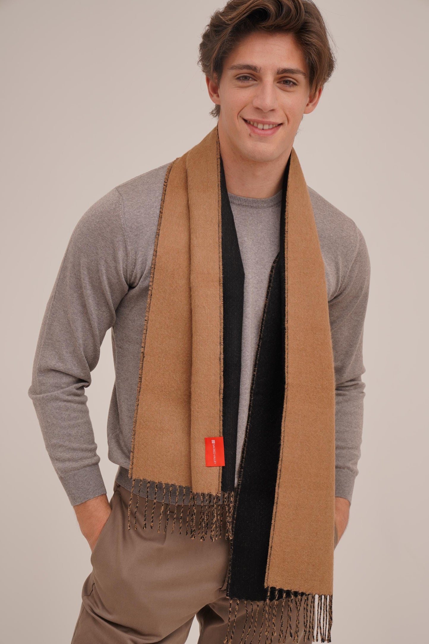 Black Double Facet Scarf in 100% Royal Alpaca Wool