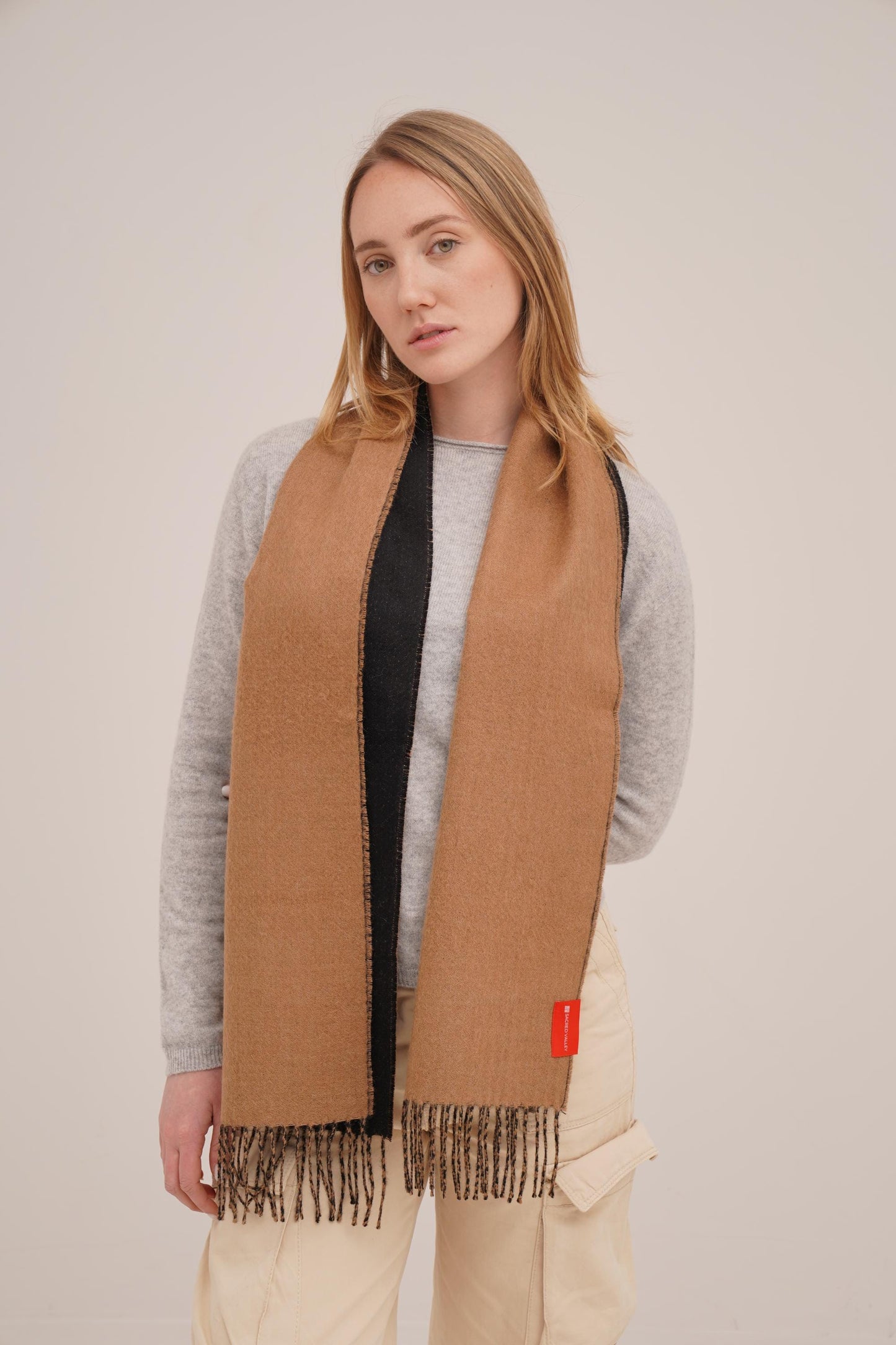 Black Double Facet Scarf in 100% Royal Alpaca Wool